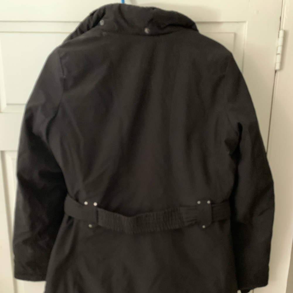 Medium black coat with belt